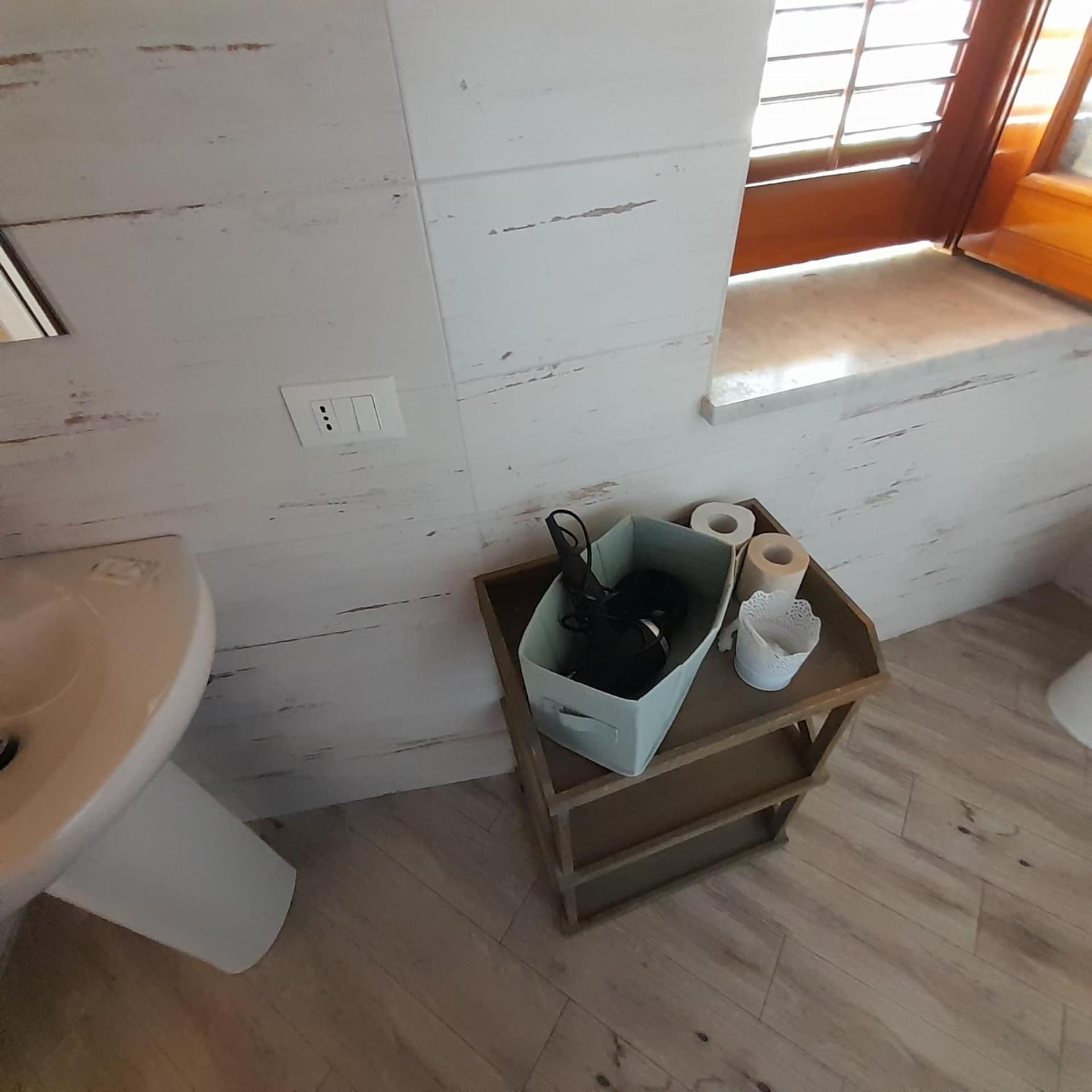 Enzo's Acomodação com café da manhã  *